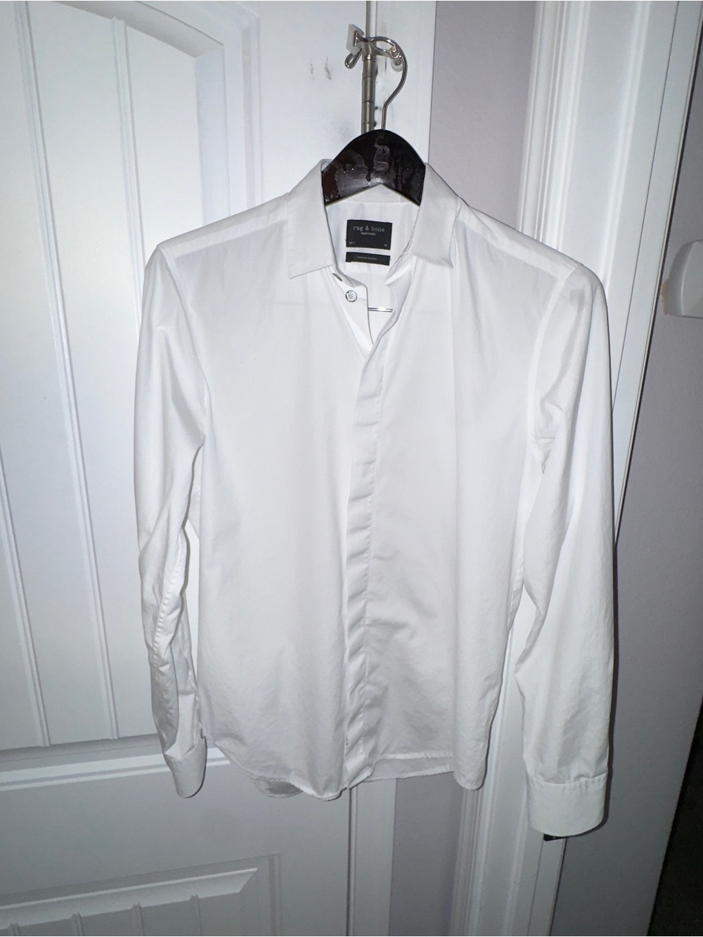 rag & bone Men’s White Button-Down Shirt – Size Medium